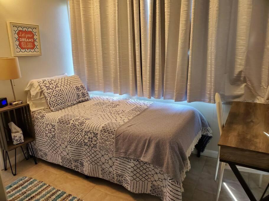 타바레스 3 Bed, 2 Bath, Waterfront, Dock, Large Driveway 빌라 외부 사진